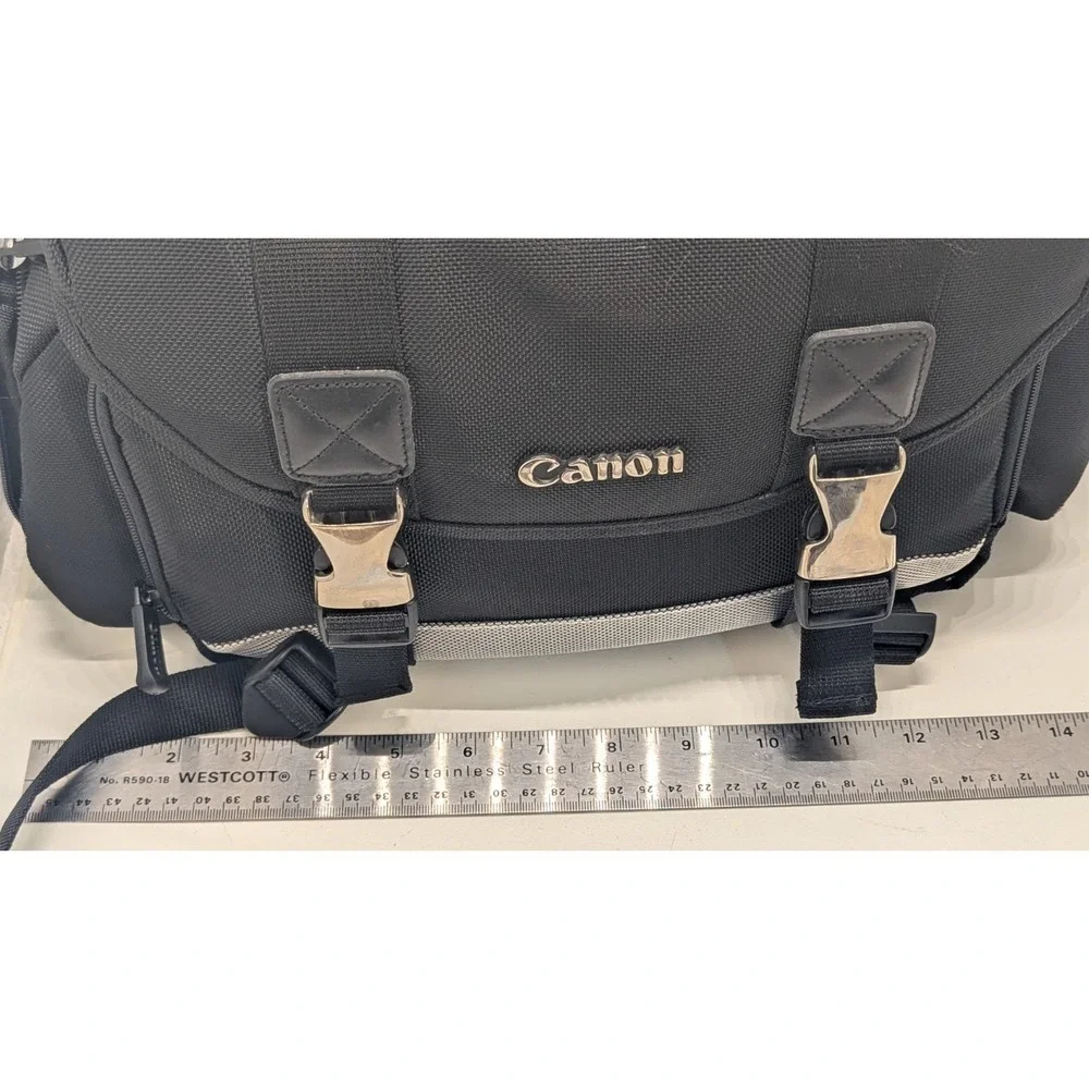 Camera Canon Camera Bag Travel Shoulder Strap Several Pockets Metal Clips